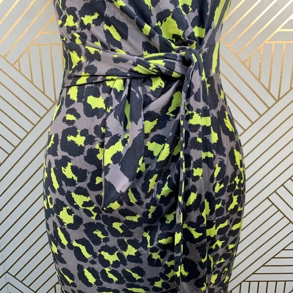 Diane von Furstenberg Vintage Ruched Leopard‎ Dress - Picture 5 of 12